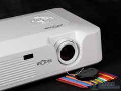 3LCD+1080p inovel家用投影机新品上市 