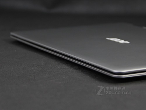 Acer S3银色 侧面图 